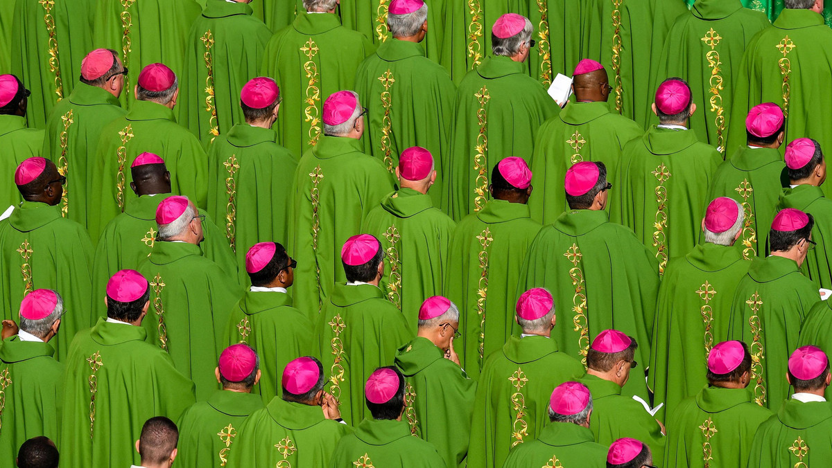 Obradujący w Watykanie Synod Biskupów w przyszłym tygodniu będzie głosował nad dokumentem końcowym oraz skieruje list do młodzieży – poinformował w czasie dzisiejszego breifingu prefekt Dykasterii ds. Komunikacji, Paolo Ruffini.