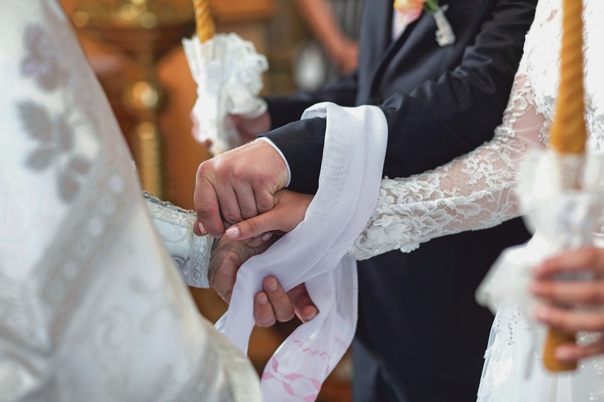 Veliki broj venčanja je otkazan ili odložen, a nije se desio ni bebi-bum