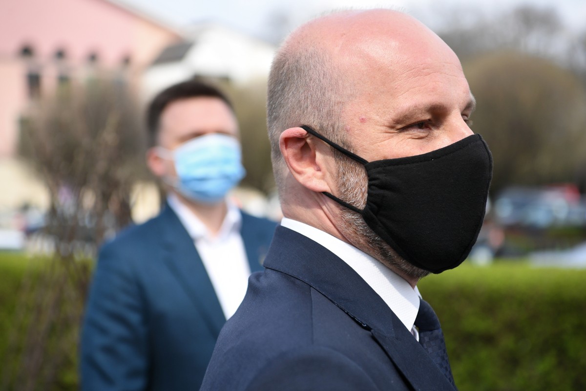 Konrad Fijołek, Szymon Hołownia