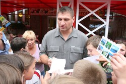 Andrzej Gołota prosto z hali przewieziony do szpitala. Chwila grozy w życiu byłego boksera