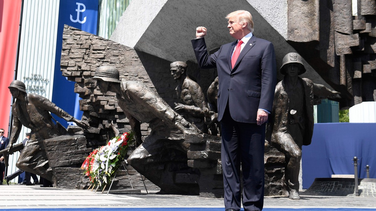 Donald Trump w poruszającym spocie TVP o Powstaniu Warszawskim - Wiadomości