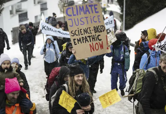 Dzieci pozywają rząd, aby zapewnił im ochronę przed skutkami zmiany klimatu