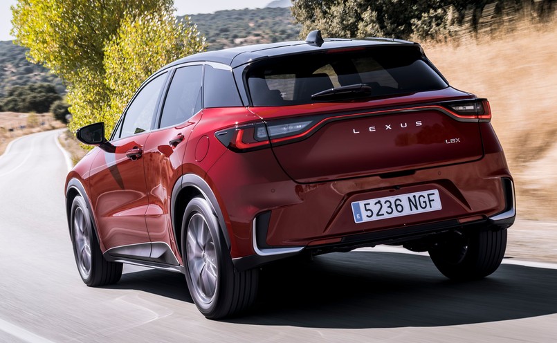 Lexus LBX