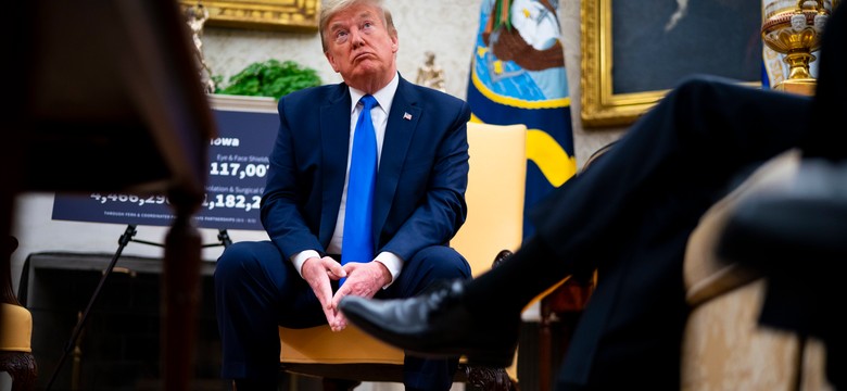 Trump przegra wybory przez koronawirusa? Ostry spadek w sondażach