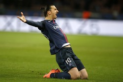 Liga Mistrzów: Ibrahimović i Cavani zapewnili Paris Saint Germain zwycięstwo nad Chelsea. WIDEO