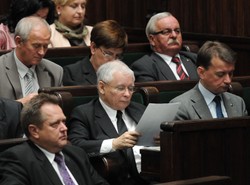Na neutralnym gruncie. Wielka debata na zaproszenie Kaczyńskiego