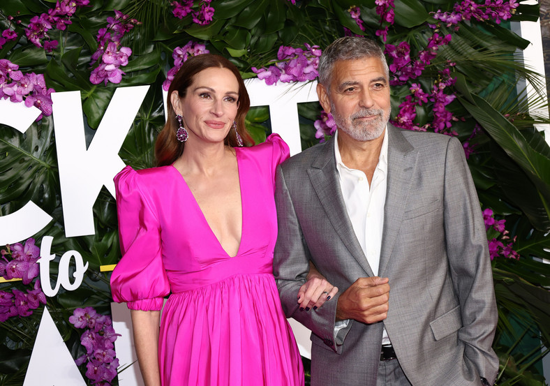 Julia Roberts i George Clooney na premierze filmu "Bilet do raju" w 2022 r.