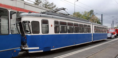 13 rannych po zderzeniu tramwajów