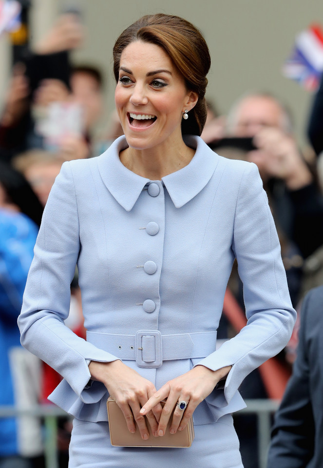 Ostatnie stylizacje księżnej Kate. Która najlepsza?