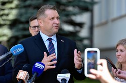 "Największy skandal" w końcówce kampanii. Przemysław Czarnek alarmuje