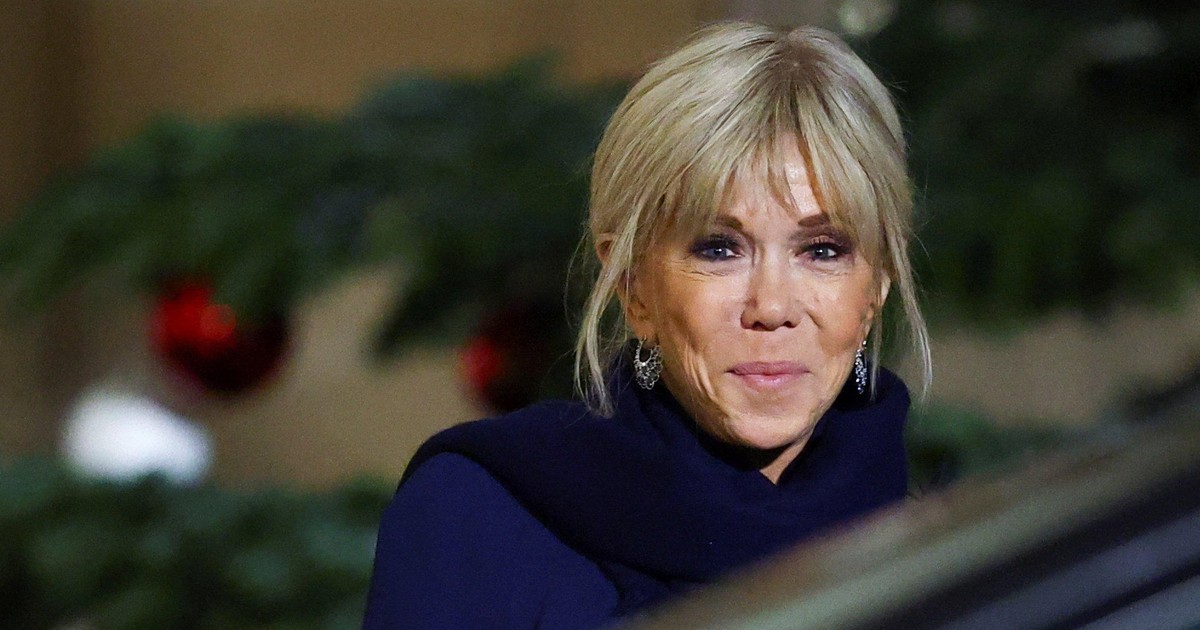 "Jeśli te wstrętne s*ki tu są...". Szok we Francji po słowach Brigitte Macron