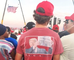 KORESPONDENCJA Z USA: Można by odnieść wrażenie, że innej Ameryki niż MAGA nie ma