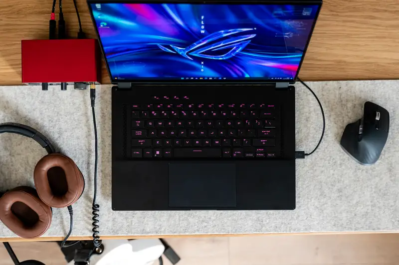  ROG Flow X16 to wyjątkowo uniwersalny laptop gamingowy