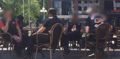 Pilnują ich tysiące policjantów, a oni spokojnie na śniadaniu