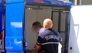 Policija hapšenje