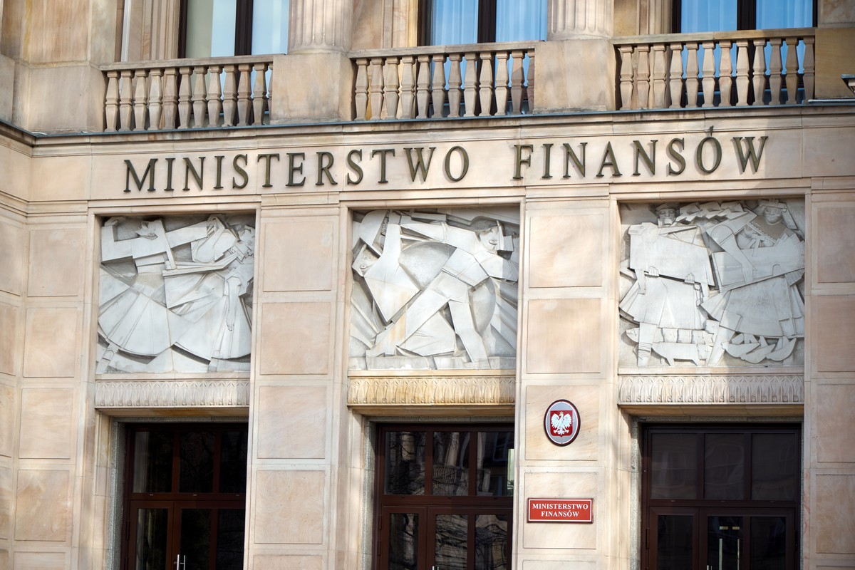 Zadłużenie Polski rośnie jak na drożdżach. MF ujawnia rekordowe dane