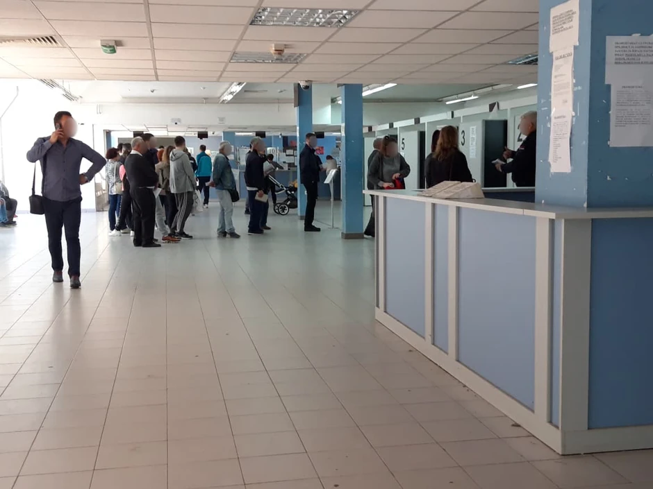 Današnji red u jednoj policijskoj stanici u Novom Sadu