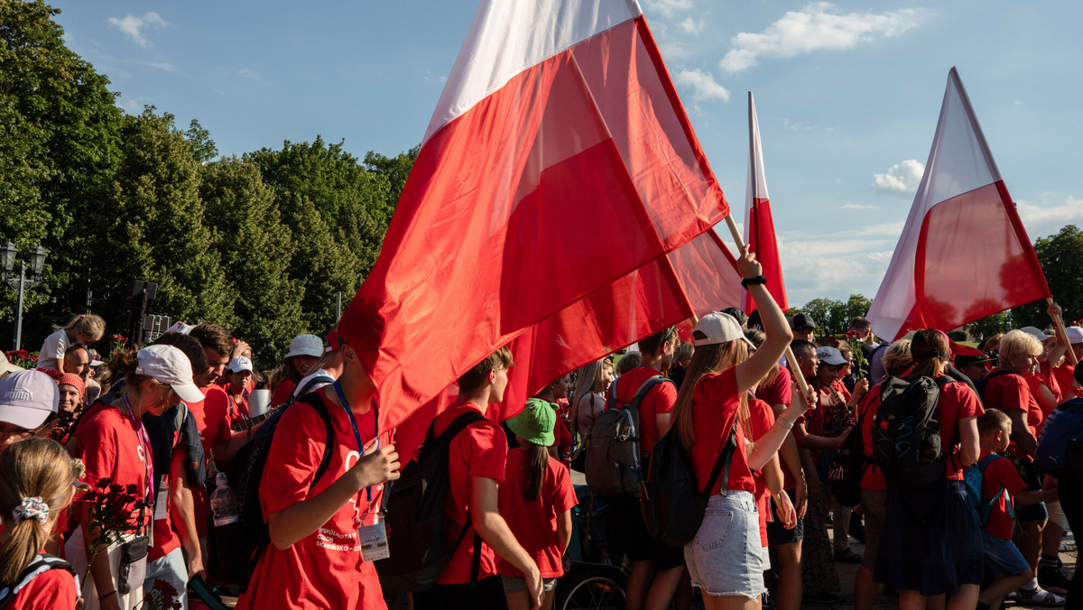 Ruszył sezon pielgrzymkowy, w drodze są ułani, a w sobotę wyjadą rolkarze