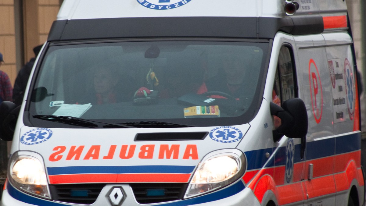 Wczoraj jedna osoba zmarła z powodu wychłodzenia - poinformowało we wtorek Rządowe Centrum Bezpieczeństwa. RCB zaapelowało równocześnie, by nie pozostawać obojętnym wobec potrzebujących pomocy.