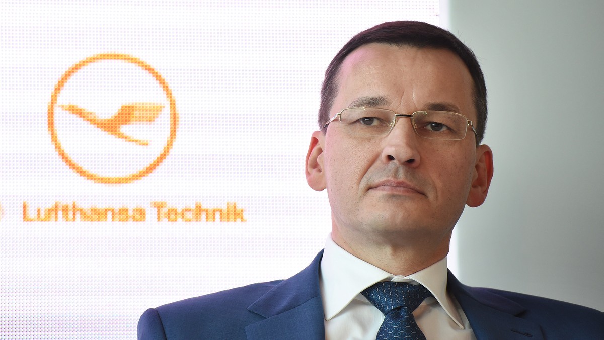 Wicepremier Mateusz Morawiecki zapewnił dzisiaj, że podczas ubiegłotygodniowego powrotu delegacji rządowej z Londynu nie było żadnego zamieszania na pokładzie samolotu na podlondyńskim lotnisku.