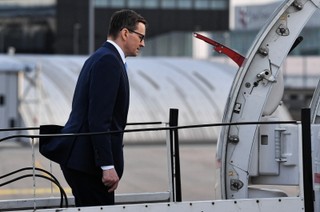 Premier przed wylotem do Brukseli: Koniec czasu naiwności, czas na dotkliwy pakiet sankcji