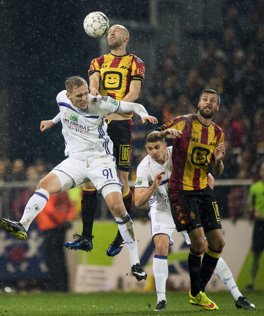 Łukasz Teodorczyk znów strzelił, ale Anderlecht Bruksela przegrał