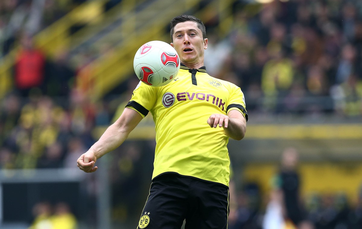 Borussia zdecydowała o losie Lewandowskiego. Ani Real, ani Chelsea...