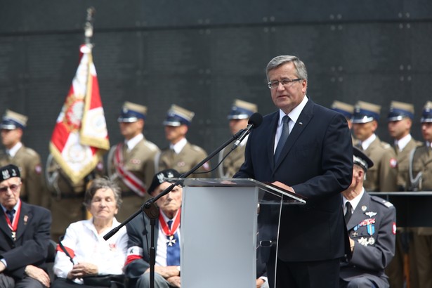 Komorowski: Polska i Europa są dłużnikami powstańców