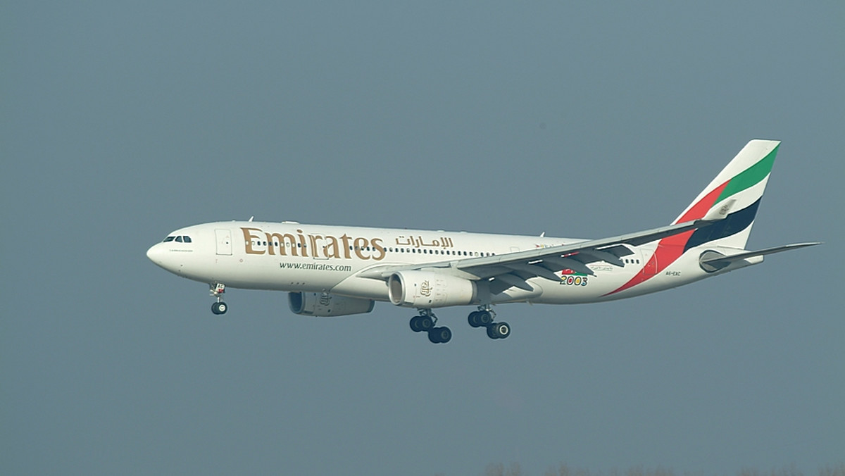 Tysiące użytkowników portalu społecznościowego Instagram dało się nabrać na konkurs fikcyjnego konta linii lotniczych. Pierwszym dwudziestu tysiącom osób udostępniającym konto, Emirates "gwarantowało" podwójny bilet lotniczy do Dubaju.
