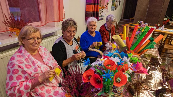 Nowohucka Akademia Seniora to miejsce, które tętni życiem i pozytywną energią.