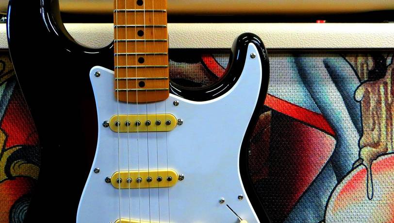 Gute und günstige E-Gitarren für Einsteiger und Profis
