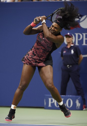 Serena Williams wyszła na kort w efektownej sukience