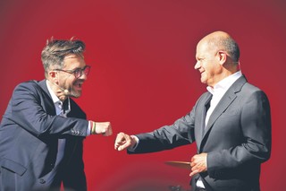 Niemieccy socjaldemokraci łapią zadyszkę