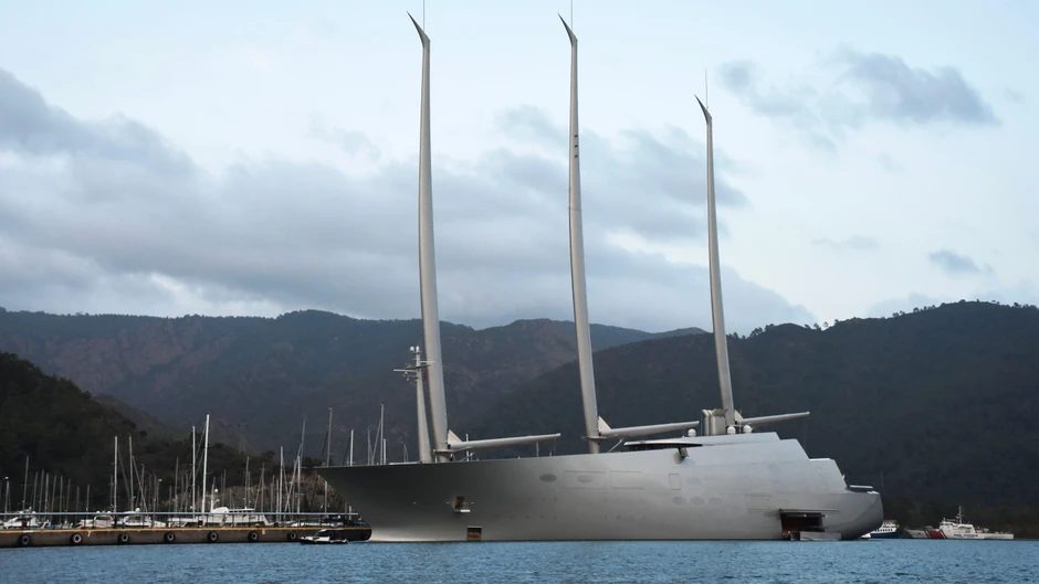 Superjahtu sa pogonom na jedra A su zaplenile italijanskih vlasti | Foto: Sabri Kesen/Anadolu Agency via Getty Images
