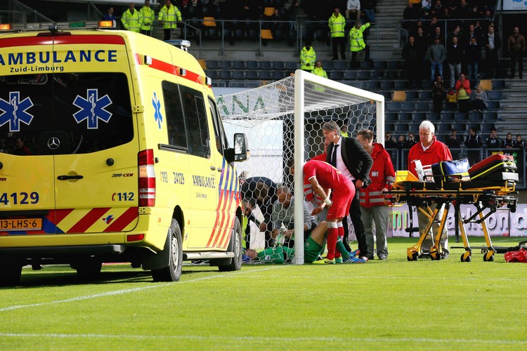 Wstrząs mózgu i stłuczone biodro. Tytoń pozostaje w szpitalu