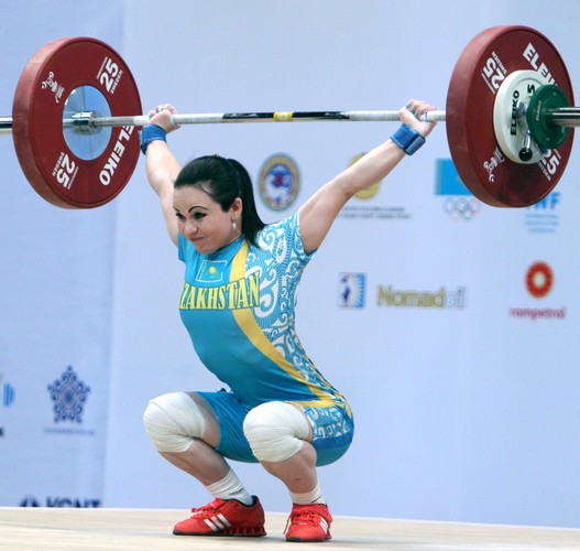 Kto powiedział, że sztangistki nie mogą być ładne? Są nie tylko silne, ale i piękne!