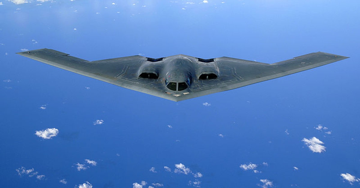 USA gotowe do wielkiego uderzenia w sojusznika Rosji. Bombowce B-2 odkryte w odległej bazie