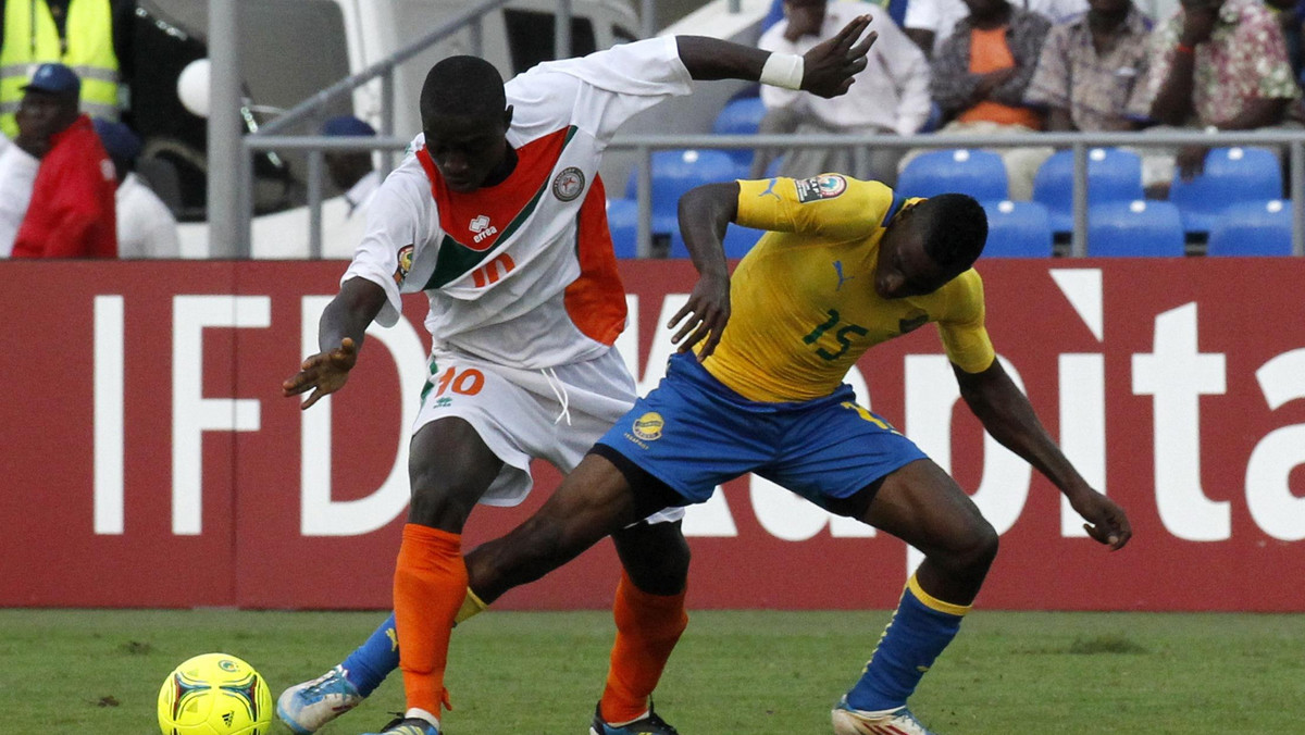 Reprezentacja Gabonu pokonała Niger 2:0 (2:0) w pierwszym meczu grupy C Pucharu Narodów Afryki 2012, który odbywa się w Gabonie i Gwinei Równikowej.