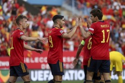 Liga Narodów. Hiszpania wykorzystała wpadkę Portugalii [WYNIKI I TABELE]