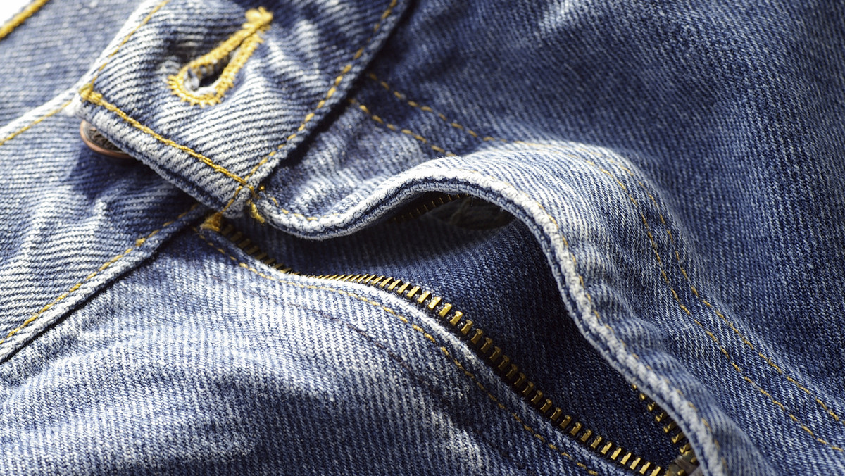 Kultowy model spodni Levi’s 501 obchodzi w ulotnym świecie mody 140. urodziny. Czy ponadczasowy symbol denimowej odzieży jest wciąż na topie, a producenci marki mają powody do dumy?