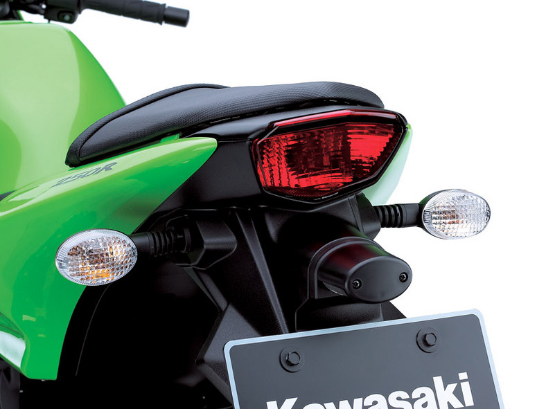 Kawasaki Ninja 250R: mały, ale ostry