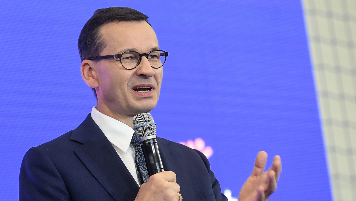 Słowa Wałęsy więcej świadczą o nim samym, a nic nie mówią o moim ojcu - powiedział w niedzielę w telewizji wPolsce.pl premier Mateusz Morawiecki. Były prezydent nazwał dzisiaj Kornela Morawieckiego "zdrajcą".