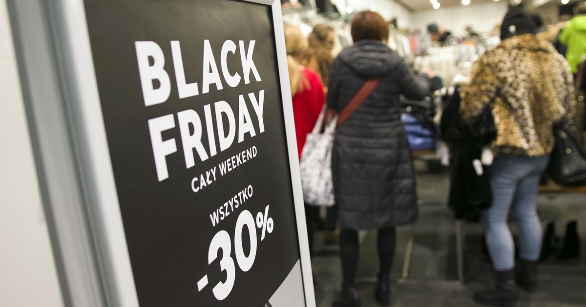 Fałszywe promocje na "czarny piątek". Tak czujni są Polacy
