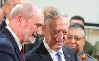 Szef MON: Będziemy politycznie pomagać sojusznikom ws. wydatków obronnych