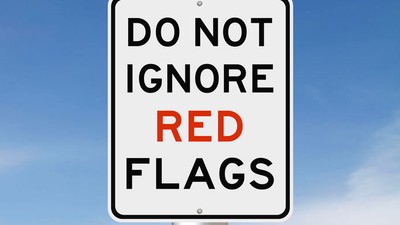 Red flags you shouldn't ignore [sexandpsychology]