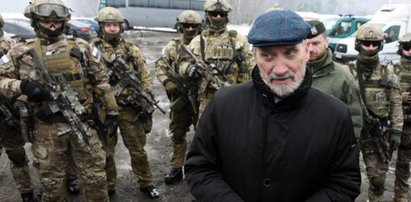 Macierewicz o tym, co nas czeka w nowym roku. Wieszczy „totalny atak na Polskę”