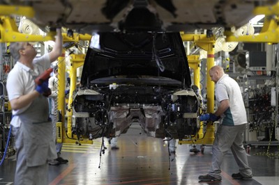 Brytyjczycy wyprodukowali najmniej aut od 66 lat. „Dlaczego jesteśmy tak nisko?”