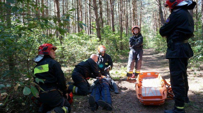 Ćwiczenia strażackie na wysokościach