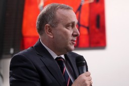 Schetyna: Specjalny zespół zajmie się sporami działaczy PO z Bydgoszczy i Torunia