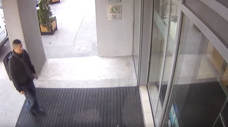 A rendőrök keresik a hotel hátizsákos tolvaját /Fotó: YouTube
